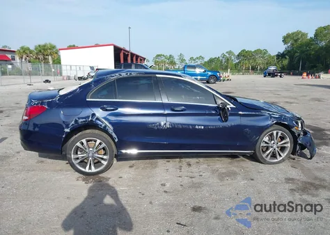 2016 Mercedes-Benz C 300 4Matic/Luxury 4Matic/Sport 4Matic from USA, damaged, VIN 55SWF4KB5GU133443